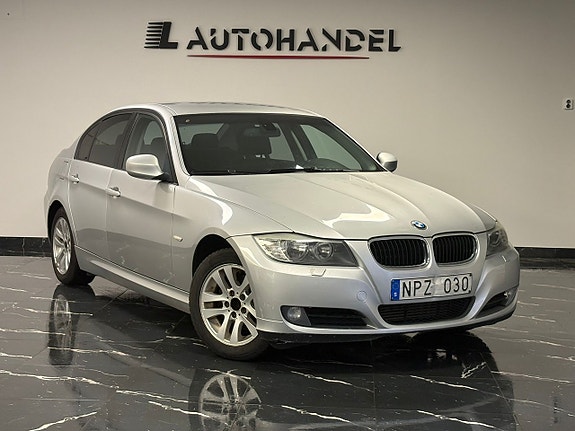 BMW 318d 3 of 5