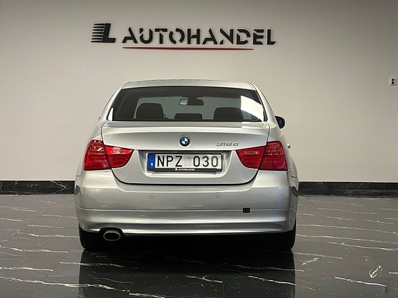 BMW 318d 5 of 5