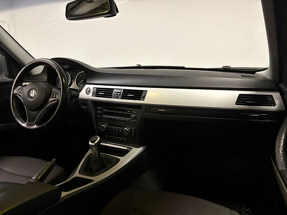 BMW 318d 9 of 19