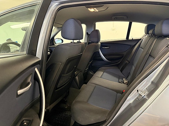 BMW 118d 11 of 27