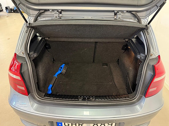 BMW 118d 14 of 27