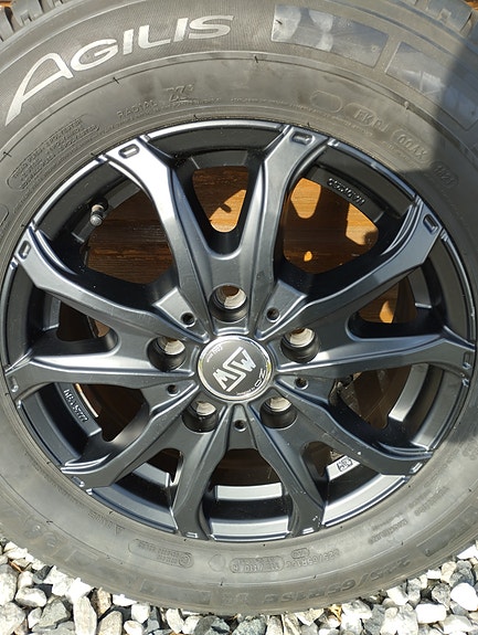 Product image 3 of 9