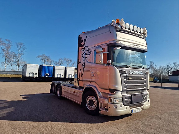 SCANIA R560LA TUNG DRAGBIL