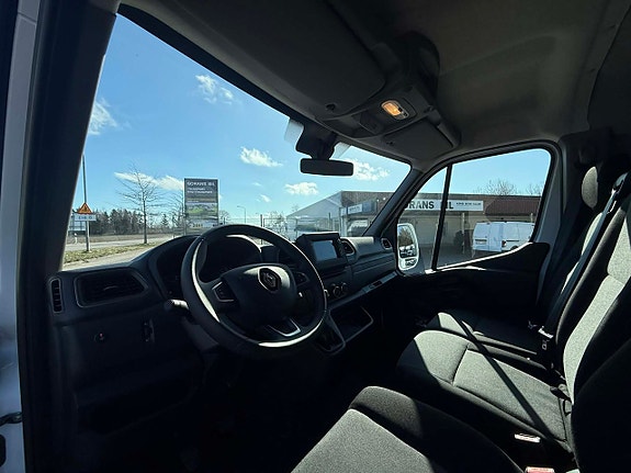 Renault Master 13 of 13