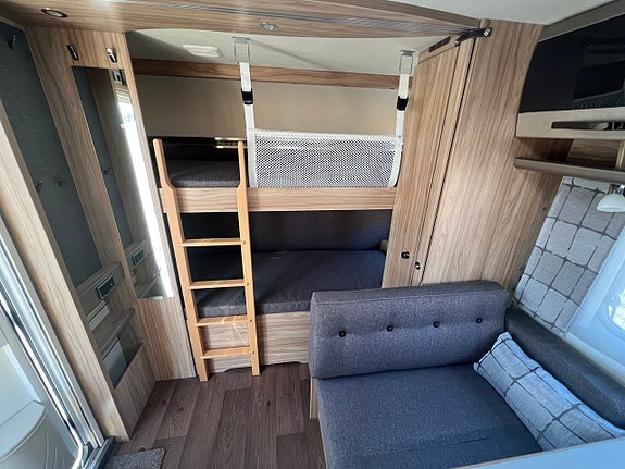 Eriba Nova 560 GL 60 Jahre 11 of 14