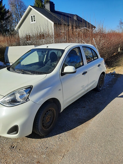 Nissan Micra 2 of 5