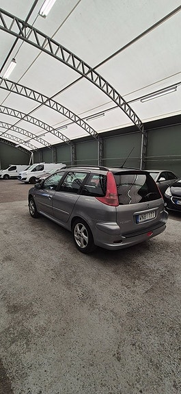 Peugeot 206 SW 5 of 5