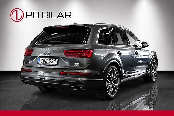 Audi Q7 8 of 27