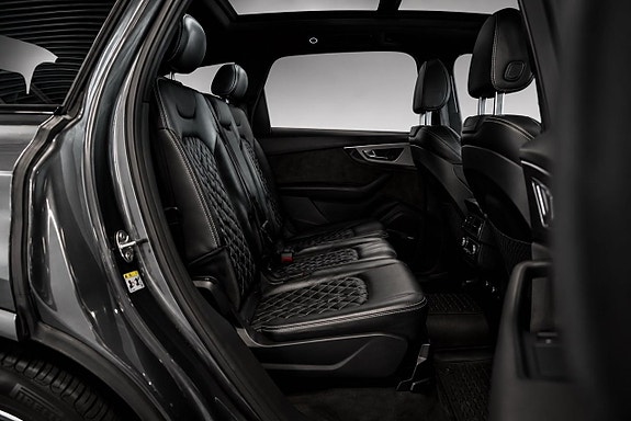 Audi Q7 16 of 27