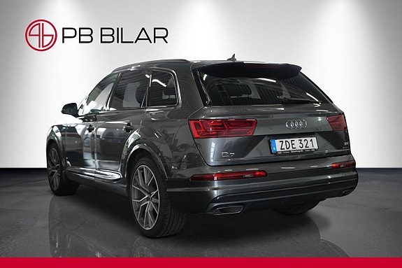 Audi Q7 5 of 5