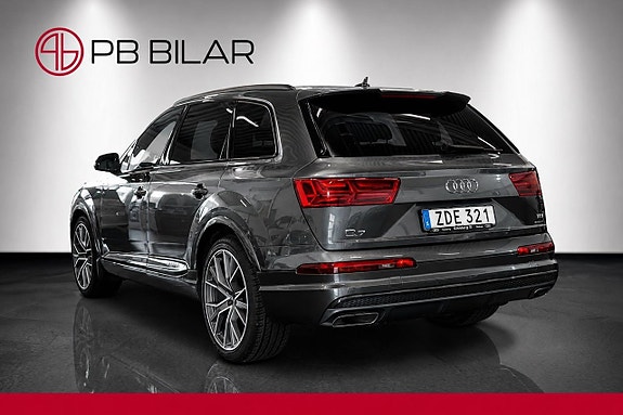Audi Q7 5 of 27