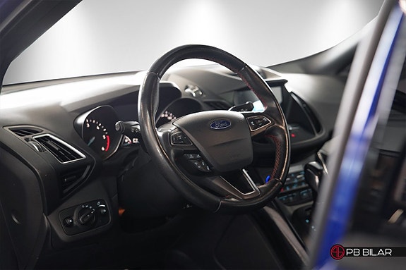 Ford Kuga 9 of 23