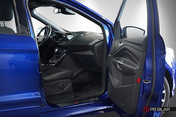 Ford Kuga 12 of 23