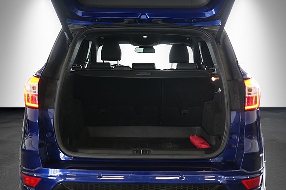 Ford Kuga 7 of 23