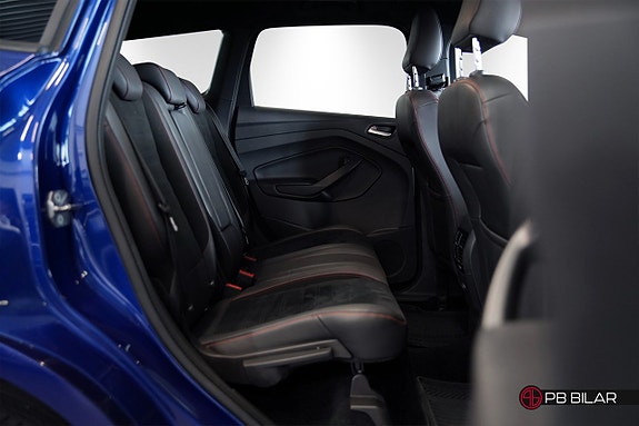 Ford Kuga 16 of 23