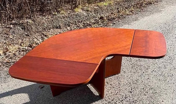 ett bord i svenskt tenn inspiration soffbord retro vintage unik