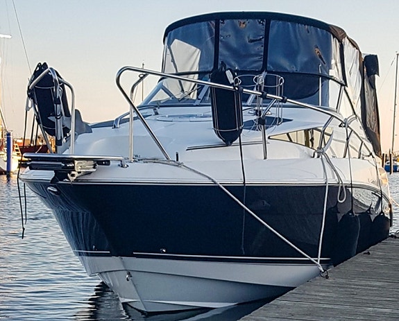 Larson Cabrio Volvo Penta D4 med DuoProp 2013