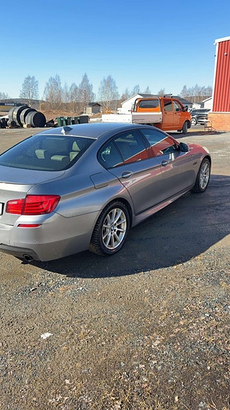 BMW 535i 3 of 6