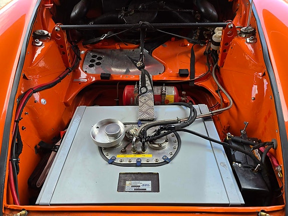 Porsche 911 Carrera RS 4 of 5