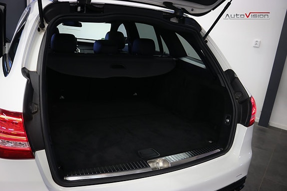 Mercedes-Benz C63 26 of 27