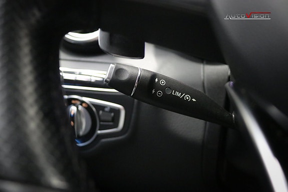 Mercedes-Benz C63 17 of 27