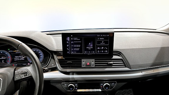 Audi Q5 9 of 22