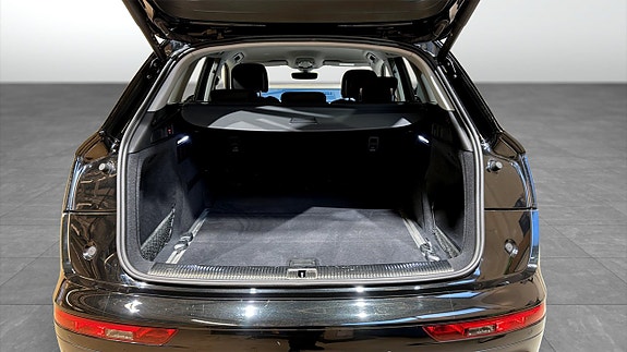 Audi Q5 12 of 22
