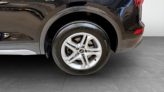 Audi Q5 6 of 22