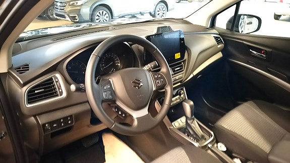 Suzuki S-Cross 7 of 7