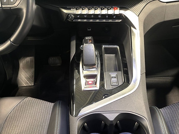 Peugeot 3008 11 of 26
