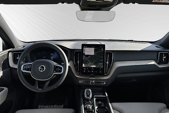 Volvo XC60 9 of 16