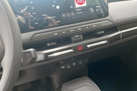 Kia EV3 13 of 14