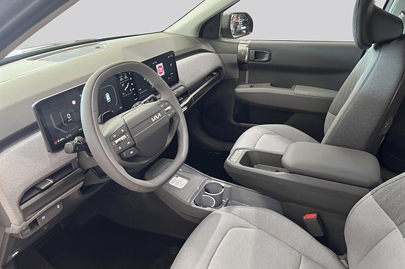 Kia EV3 8 of 14