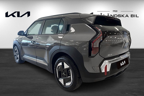 Kia EV3 6 of 14