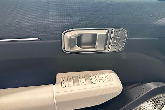 Kia EV4 9 of 14