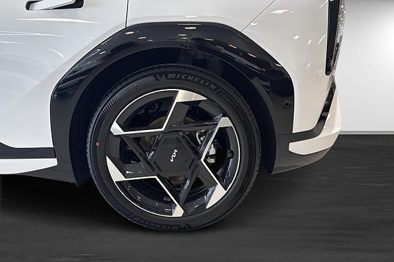 Kia EV4 14 of 14