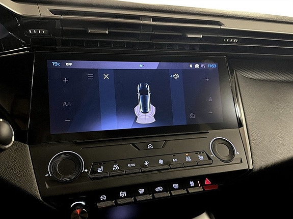 Peugeot 308 SW 9 of 16