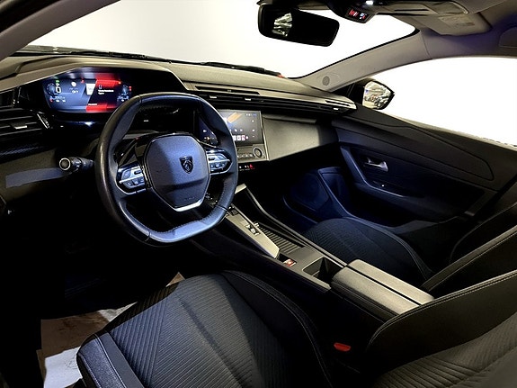 Peugeot 308 SW 4 of 16