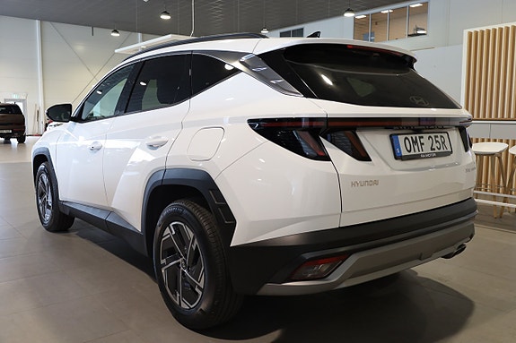 Hyundai Tucson 3 of 27