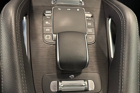 Mercedes-Benz GLS450 d 15 of 23