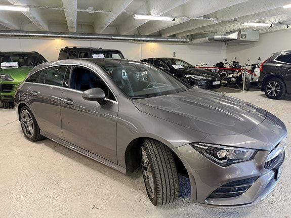 Mercedes-Benz CLA200 2 of 5