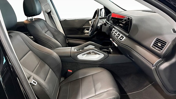Mercedes-Benz GLE450 d 3 of 5
