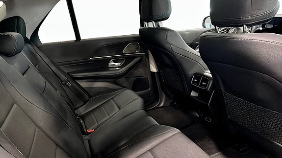 Mercedes-Benz GLE450 d 5 of 5