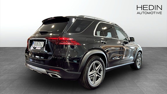 Mercedes-Benz GLE450 d 2 of 5