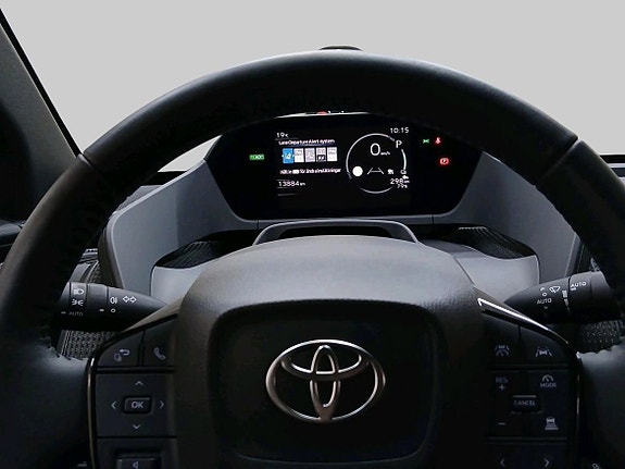 Toyota bZ4X 14 of 22