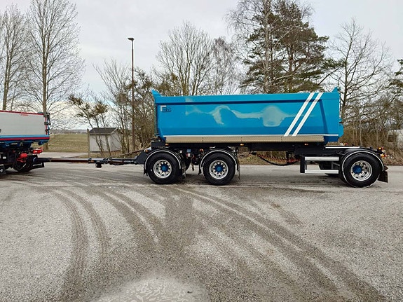 Begagnad Trio släp originalet 30-ton tipp