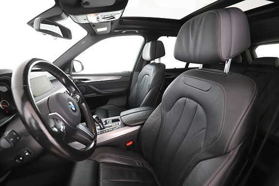 BMW X5 11 of 30
