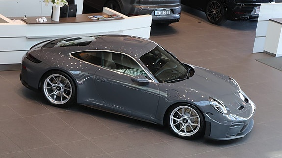 Porsche 911 5 of 5