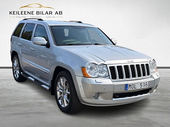 Jeep Grand Cherokee 4 of 24