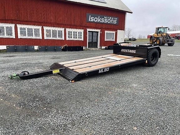 Mustang ML80 Maskintrailer OMG LEV